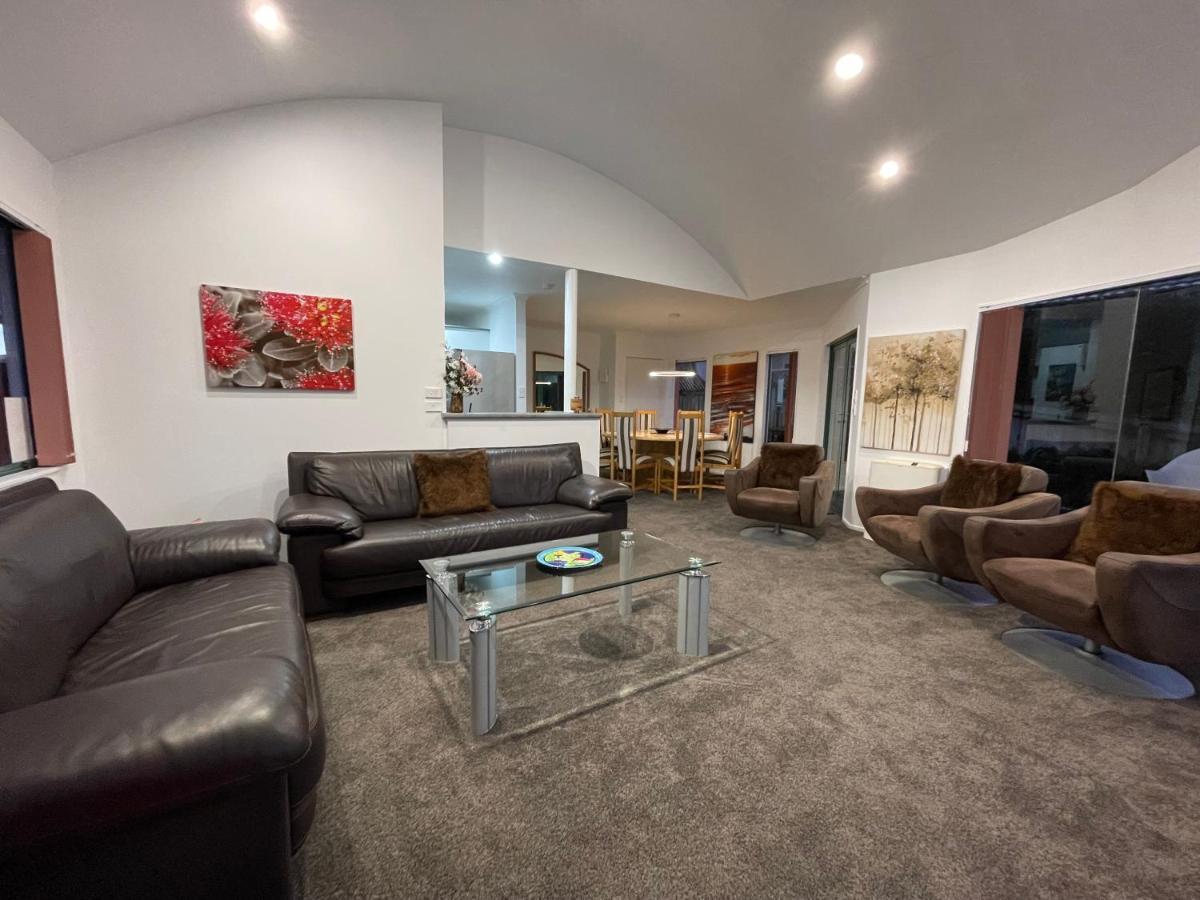 Luxury Home Next To Ocean And Walkway Νιου Πλύμουθ Εξωτερικό φωτογραφία